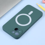 For iPhone 14 Liquid Silicone Magsafe Phone Case (Dark Green)