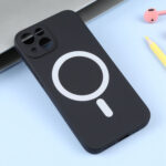 For iPhone 14 Liquid Silicone Magsafe Phone Case (Black)