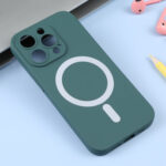 For iPhone 14 Pro Liquid Silicone Magsafe Phone Case(Dark Green)