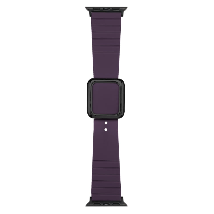 Black Square Buckle Silicone Watch Band For Apple Watch Series 8&7 41mm / SE 2&6&SE&5&4 40mm / 3&2&1 38mm(Crimson Cherry)
