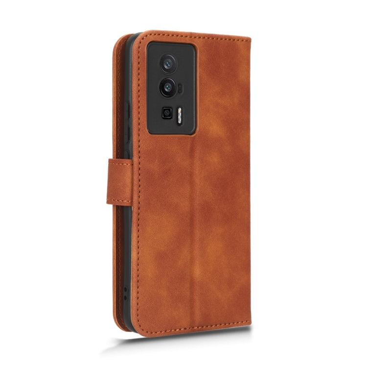 For Xiaomi Redmi K60 / K60 Pro Skin Feel Magnetic Flip Leather Phone Case(Brown)