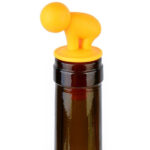 7 in 1 Cartoon Silicone Sealed Spiral Red Wine Stopper + Cup Feet Set, Random Color Delivery