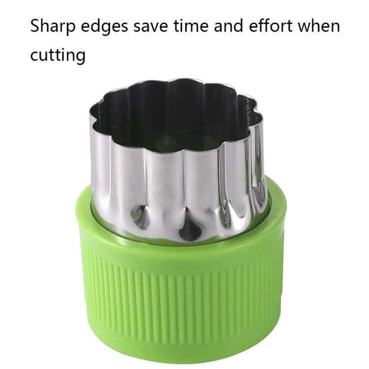 0-98 12 in 1 Kitchen Stainless Steel Flower Cutter(Green)